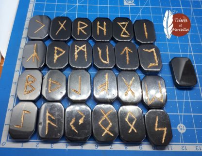 Runes d'hématite – Image 3