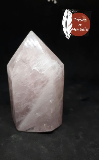 Grande pointe de quartz rose